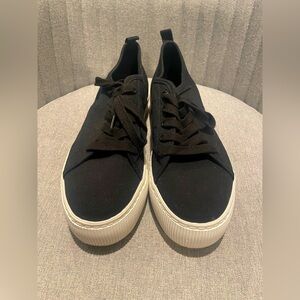 ⭐️3/$15⭐️Platform Sneakers by Abound size 9 excellent used condition